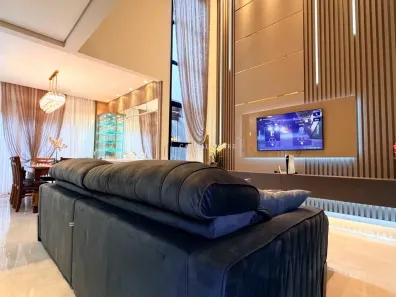 Sobrado com 3 Quartos à venda, 171m² no Recanto Tropical, Cascavel