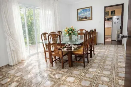 Casa com 4 Quartos à venda, 185m² no Sumarezinho, Ribeirão Preto