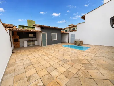 Casa com 3 Quartos à venda, 101m² no Lagoa, Macaé