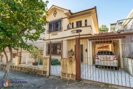 Casa com 3 Quartos à venda, 166m² no Azenha, Porto Alegre