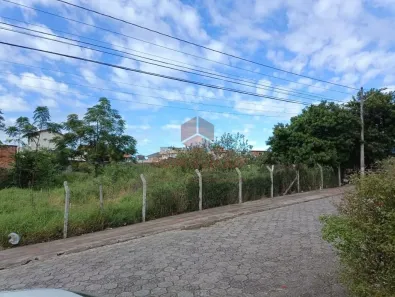 Lote/Terreno à venda, 710m² no Barreiros, São José