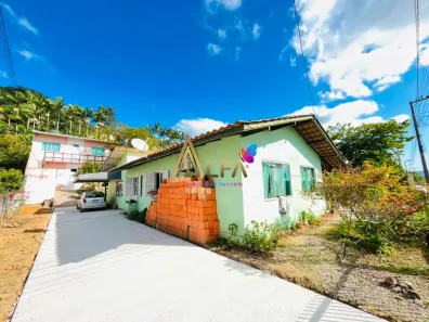 Casa com 2 Quartos à venda, 140m² no São Cristóvão, Penha