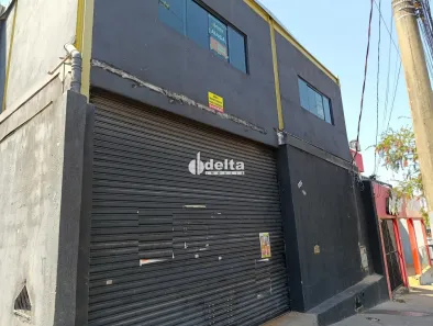 Ponto Comercial à venda, 500m² no Tibery, Uberlândia