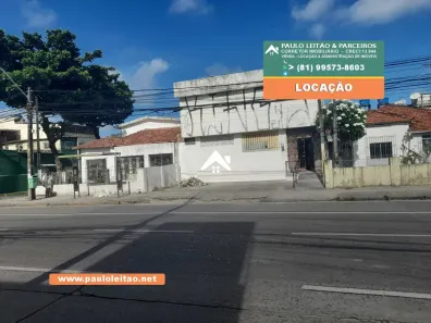 Imóvel Comercial com 8 Quartos para venda ou aluguel, 240m² no Afogados, Recife
