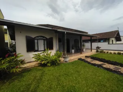Casa com 3 Quartos à venda, 200m² no Amizade, Guaramirim