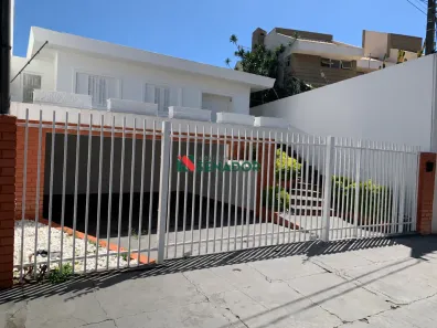 Casa com 2 Quartos à venda, 158m² no Quebec, Londrina
