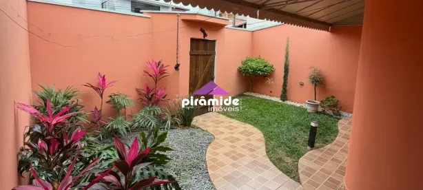 Casa com 3 Quartos à venda, 210m² no Borda da Mata, Caçapava