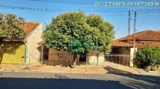 Casa de Condomínio com 2 Quartos à venda, 113m² no CDHU, Urupês