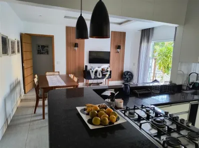 Casa com 5 Quartos à venda, 390m² no Grajaú, Rio de Janeiro