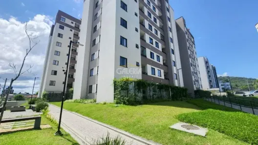 Apartamento com 2 Quartos para alugar, 63m² no Iririú, Joinville