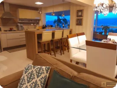 Apartamento com 3 Quartos para alugar, 121m² no Centro, Balneário Camboriú