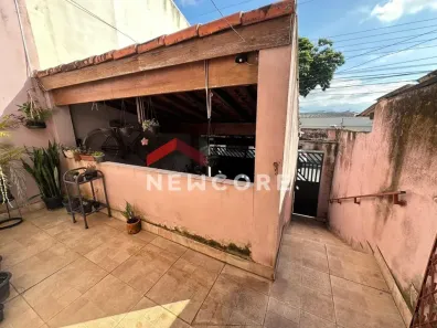 Casa com 2 Quartos à venda, 150m² no Vila Regina Célia, Cruzeiro