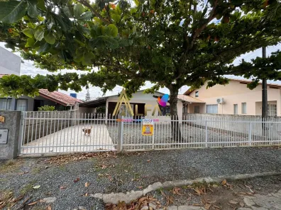 Casa com 2 Quartos à venda, 100m² no Centro, Penha