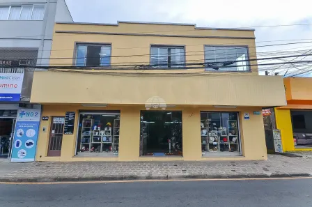 Lote/Terreno à venda, 751m² no Novo Mundo, Curitiba