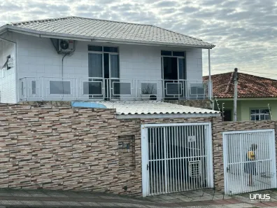 Casa com 2 Quartos à venda, 180m² no Coloninha, Florianópolis