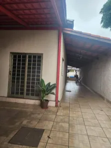 Casa com 3 Quartos à venda, 250m² no Jardim Europa, Goiânia