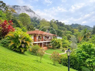 Casa com 7 Quartos à venda, 259m² no Granja Guarani, Teresópolis