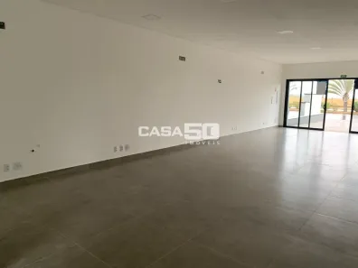 Sala Comercial com 2 Quartos para alugar, 135m² no Swiss Park, Campinas