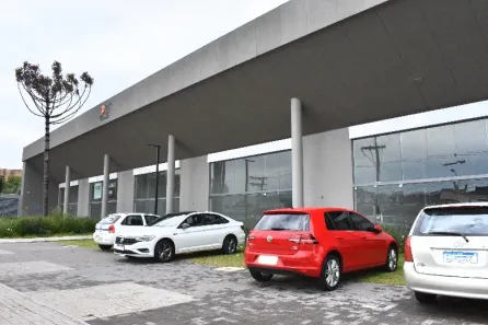 Ponto Comercial para alugar, 440m² no Navegantes, Porto Alegre