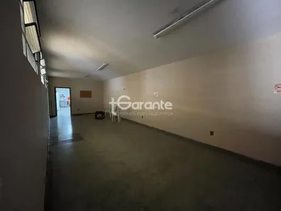 Galpão/Depósito/Armazém com 1 Quarto para venda ou aluguel, 1794m² no Residencial Jardim Perolla II, Itupeva