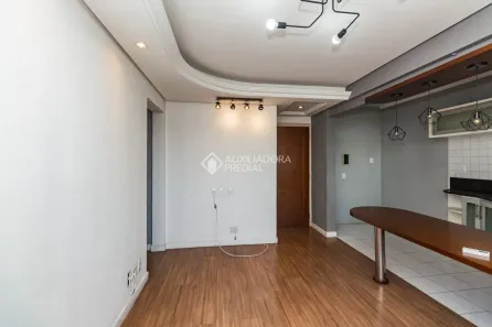 Apartamento com 1 Quarto para alugar, 42m² no Passo da Areia, Porto Alegre