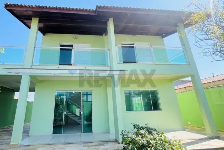 Casa com 5 Quartos à venda, 280m² no Balneário Stella Maris, Peruíbe
