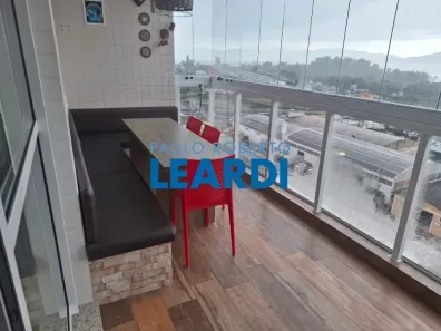 Apartamento com 3 Quartos à venda, 46656m² no Serraria, São José