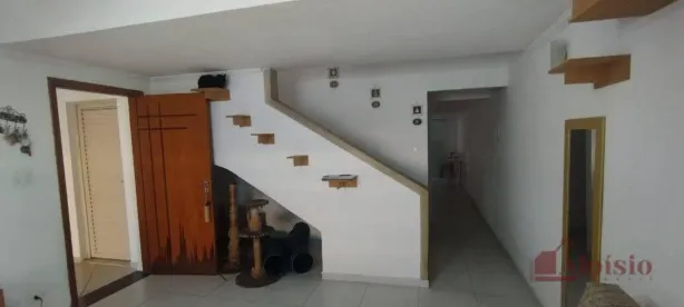 Sobrado com 3 Quartos à venda, 132m² no Centro, Taubaté