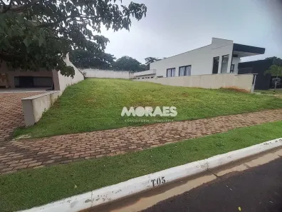 Lote/Terreno à venda, 637m² no Jardim Shangri-Lá, Bauru