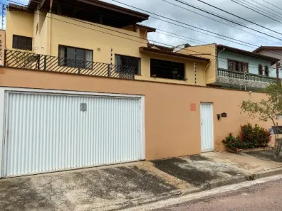 Sobrado com 3 Quartos à venda, 303m² no Jardim Paulista I, Jundiaí