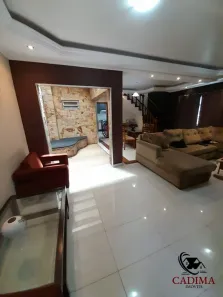 Sobrado com 3 Quartos para alugar, 262m² no Vila Aparecida, São Paulo