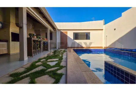 Casa com 4 Quartos à venda, 250m² no Taguatinga Norte, Brasília