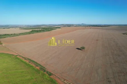 Fazenda/Sítio à venda, 716m² no Área Rural de Morrinhos, Morrinhos