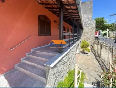 Casa com 3 Quartos à venda, 382m² no Caiçaras, Belo Horizonte