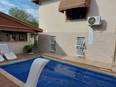 Casa com 4 Quartos à venda, 225m² no São Roque, Aparecida