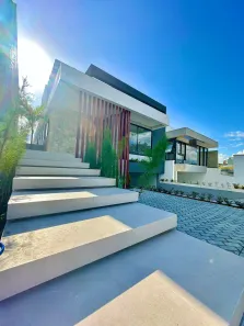 Casa de Condomínio com 3 Quartos à venda, 209m² no Santa Terezinha, Campina Grande