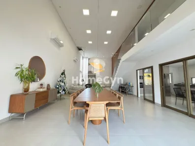 Sobrado com 4 Quartos para venda ou aluguel, 365m² no Residencial Goiânia Golfe Clube, Goiânia