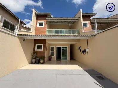 Casa com 4 Quartos à venda, 147m² no Centro, Eusébio