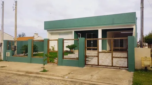 Casa com 4 Quartos à venda, 140m² no Atlântida-Sul, Osório
