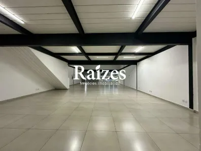 Galpão/Depósito/Armazém para alugar, 358m² no Alto Umuarama, Uberlândia