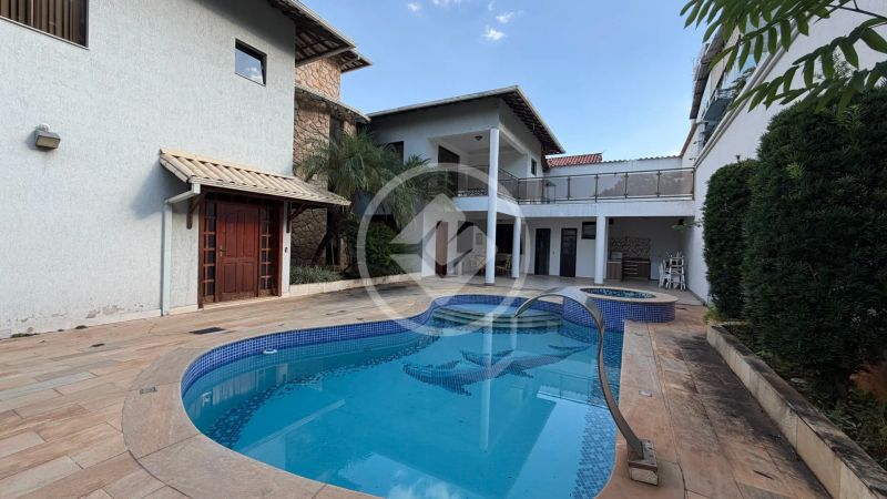 Casa em condomínio com 5 quartos — Planalto, Belo Horizonte