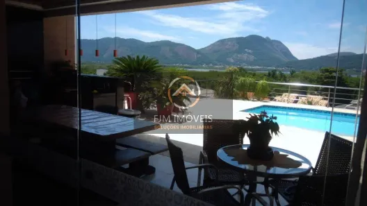 Casa de Condomínio com 4 Quartos à venda, 400m² no Camboinhas, Niterói