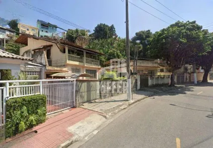 Casa com 5 Quartos à venda, 430m² no Fátima, Niterói