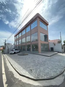 Ponto Comercial para alugar, 135m² no Ponta do Farol, São Luís