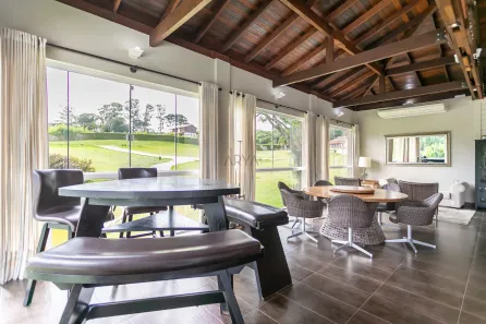 Casa com 2 Quartos à venda, 1500m² no Orleans, Curitiba