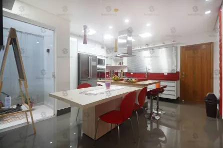 Sobrado com 3 Quartos à venda, 220m² no Parque São Vicente, Mauá