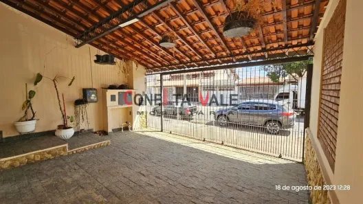 Sobrado com 4 Quartos à venda, 200m² no Jardim das Indústrias, São José dos Campos