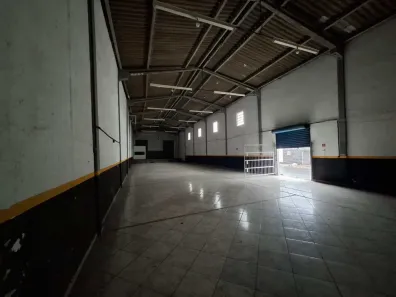 Galpão/Depósito/Armazém para alugar, 550m² no Tupi, Praia Grande