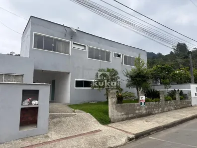 Casa com 3 Quartos para alugar, 136m² no Barra do Rio Cerro, Jaraguá do Sul