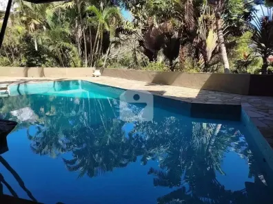 Casa com 5 Quartos à venda, 501m² no Ferradura, Armação dos Búzios